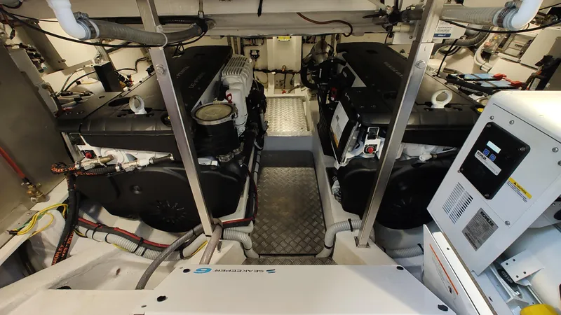 Nauti Mate Yacht Photos Pics Engine Compartment