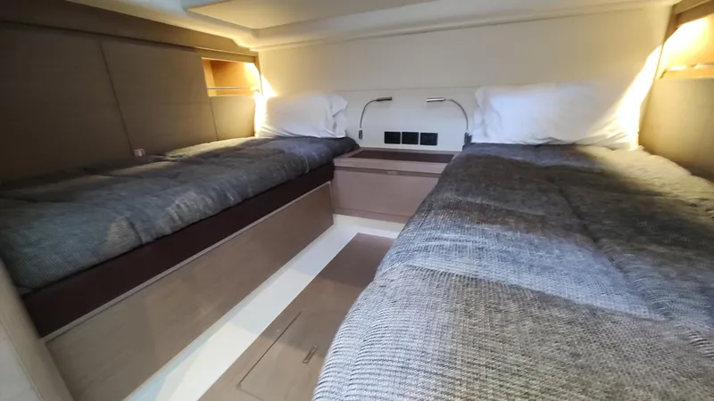 Nauti Mate Yacht Photos Pics Mid Stateroom