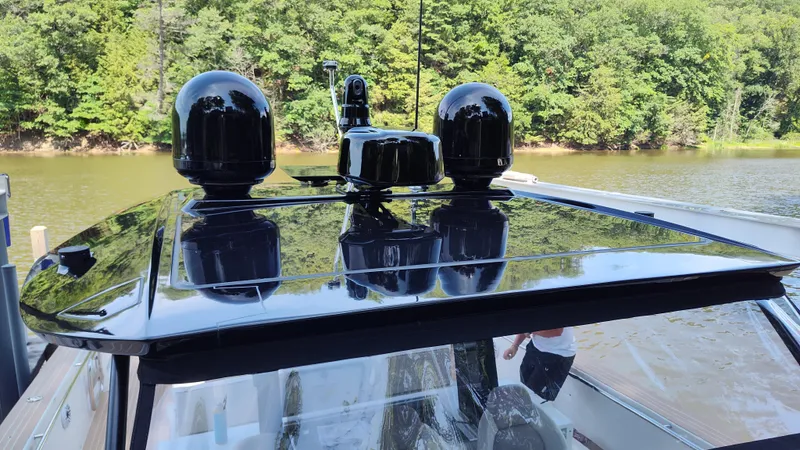 Nauti Mate Yacht Photos Pics Hardtop - STARLINK!