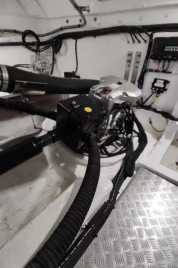 Nauti Mate Yacht Photos Pics IPS Drives