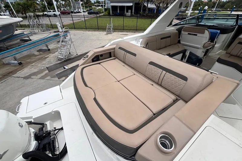  Yacht Photos Pics 2018 Sea Ray SLX 310 Outboard boat with luxurious seating and modern design.