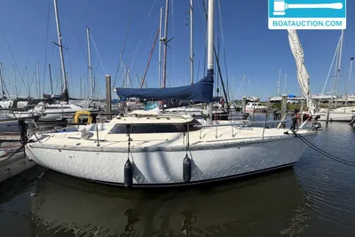 1983 Jeanneau Fantasia 27
