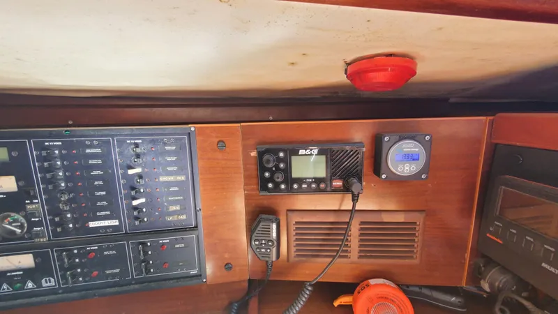  Yacht Photos Pics Control panel of a 1999 Beneteau Oceanis 44 CC sailboat with navigation equipment.