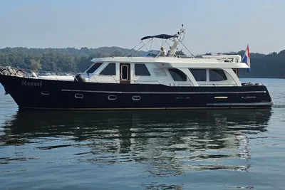 2005 Bendie 1800 Trawler Met Stabilisatoren