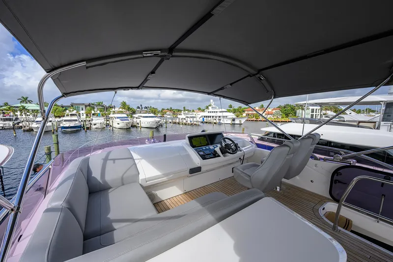 Gallant Lady Yacht Photos Pics Princess S65 Gallant Lady - Flybridge