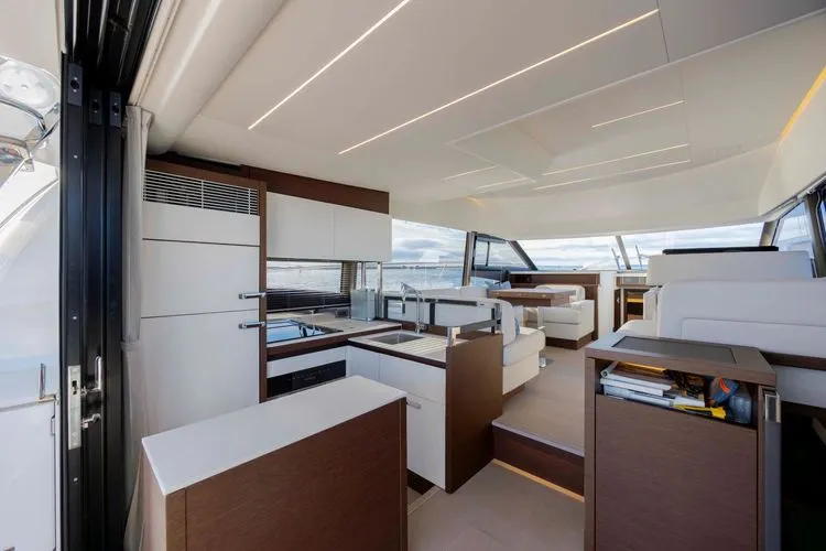 Never Lost Yacht Photos Pics 2023 Prestige 520 - Image 15