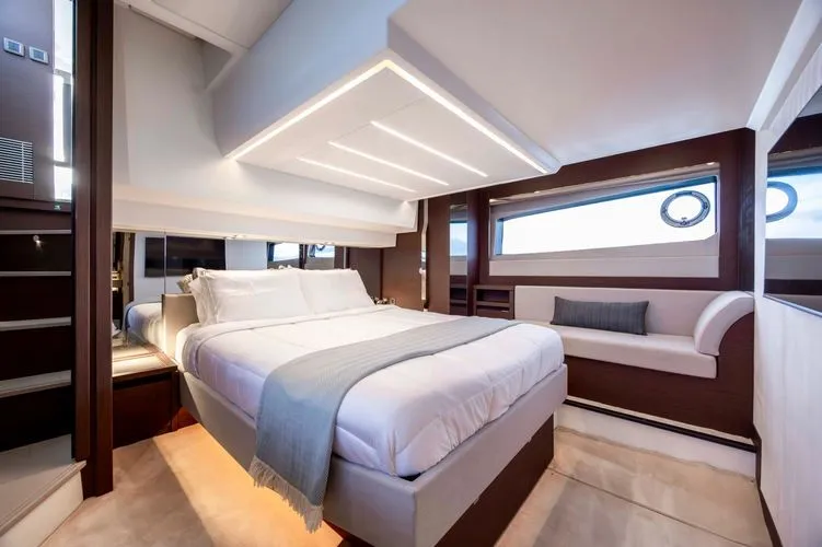 Never Lost Yacht Photos Pics 2023 Prestige 520 - Image 29