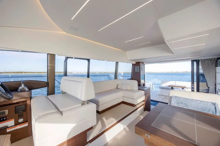 Never Lost Yacht Photos Pics 2023 Prestige 520 - Image 22