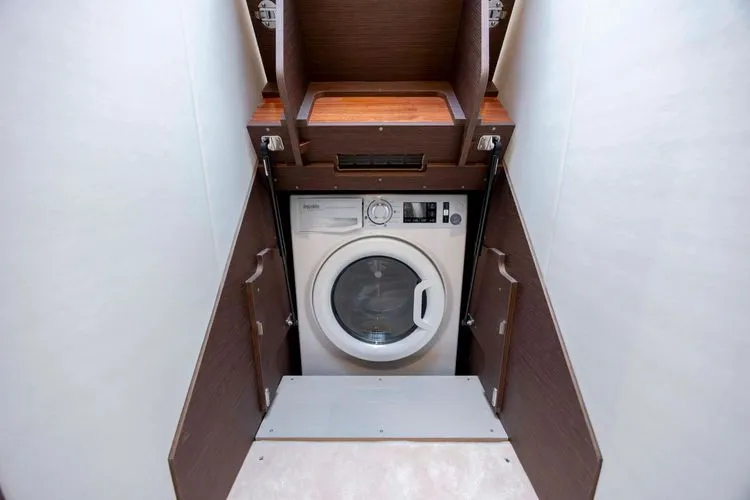 Never Lost Yacht Photos Pics 2023 Prestige 520 - Image 50