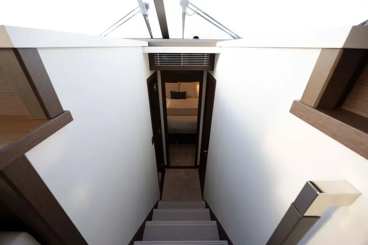 Never Lost Yacht Photos Pics 2023 Prestige 520 - Image 37