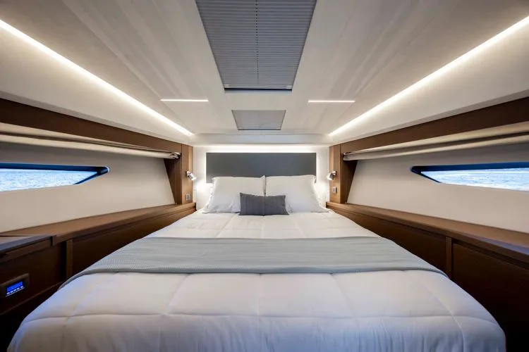 Never Lost Yacht Photos Pics 2023 Prestige 520 - Image 39