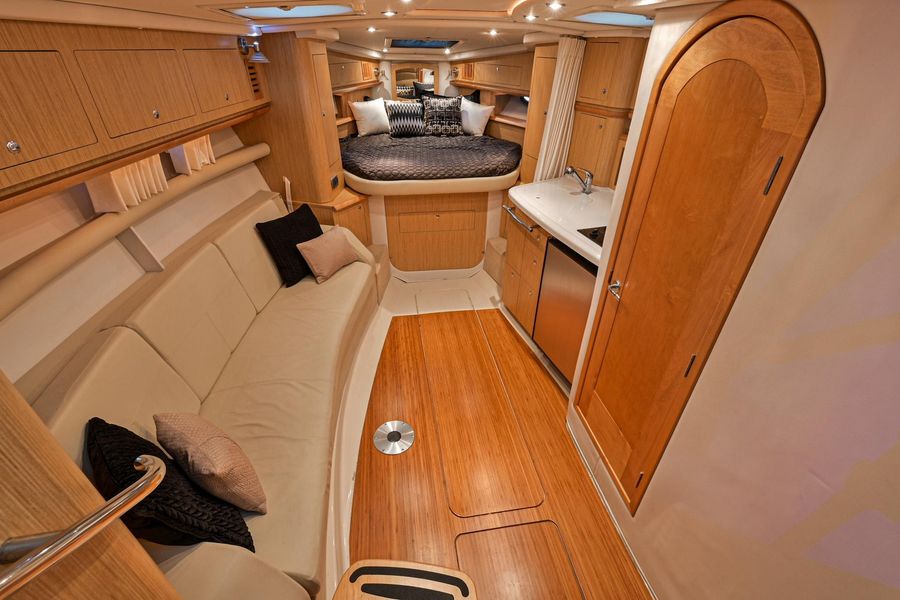 2013 Four Winns Vista 375