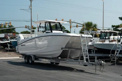 Twin Vee 260 GFX 2