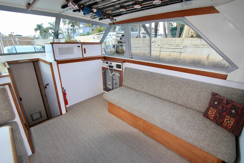La Dorada Yacht Photos Pics Custom Interior by Crystaliner Corp.