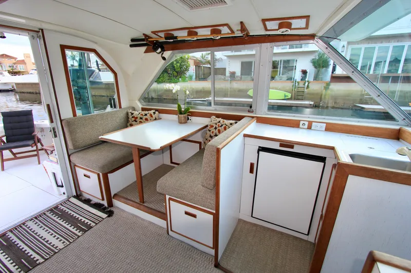 La Dorada Yacht Photos Pics Custom Interior by Crystaliner Corp.