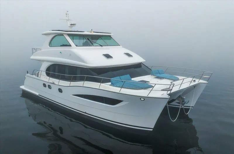 Magic Yacht Photos Pics 2018 Horizon Pc52 - Image 1