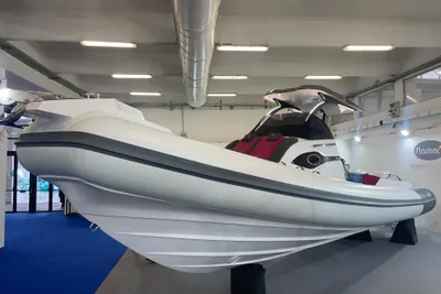 2025 Custom Starmar 10.50