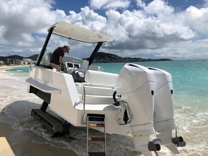 White Turtle Yacht Photos Pics Engines
