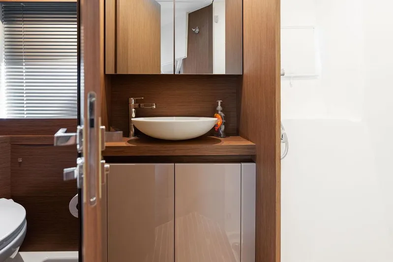 Lots And Lots Yacht Photos Pics 