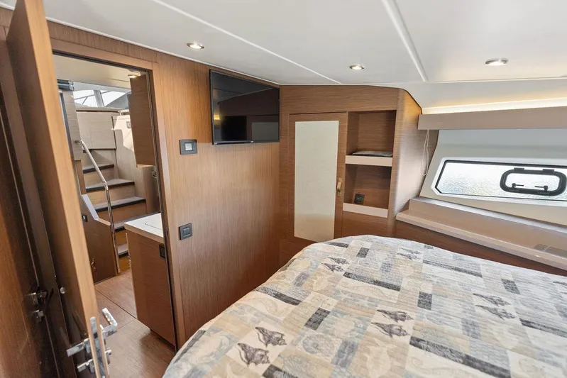 Lots And Lots Yacht Photos Pics 