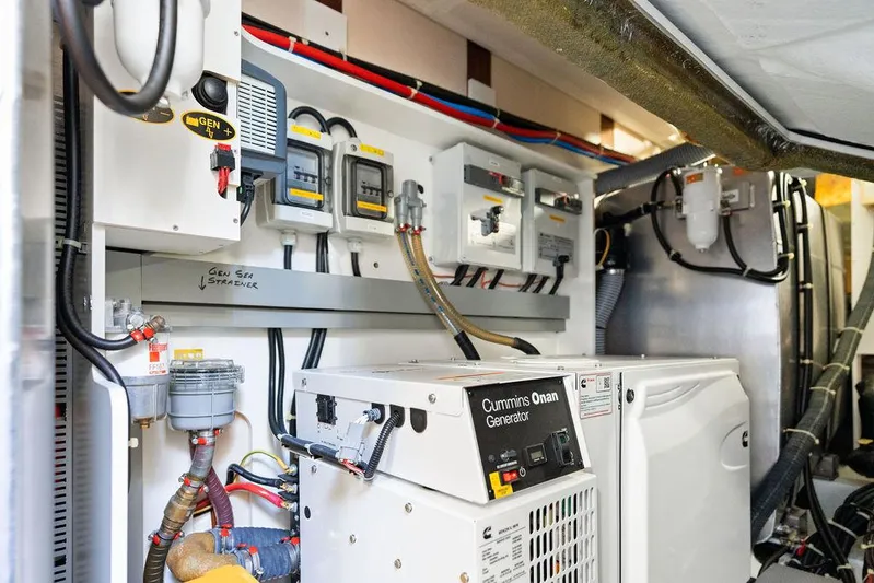 Lots And Lots Yacht Photos Pics 