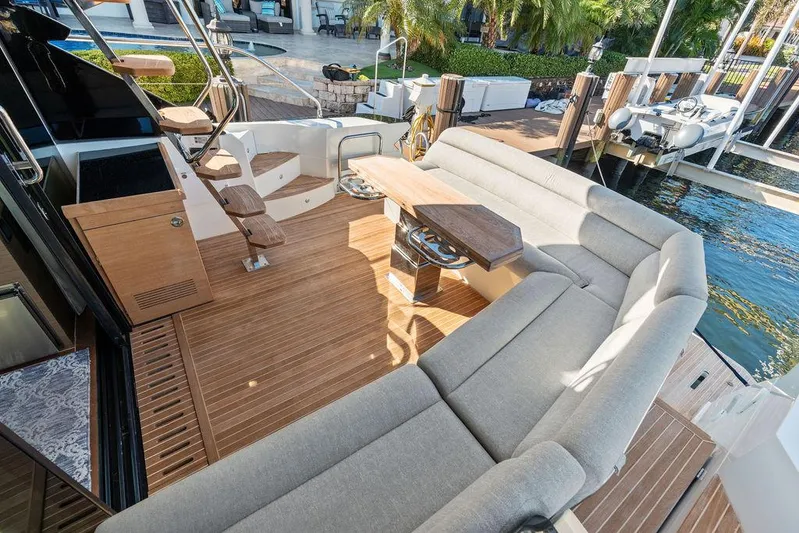 Lots And Lots Yacht Photos Pics 