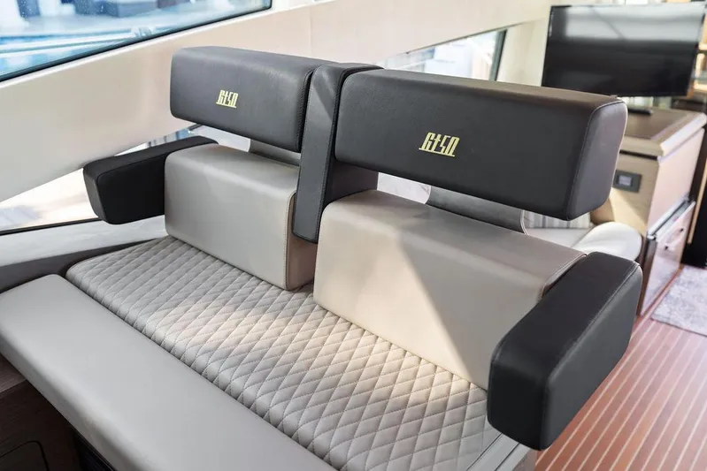 Lots And Lots Yacht Photos Pics 