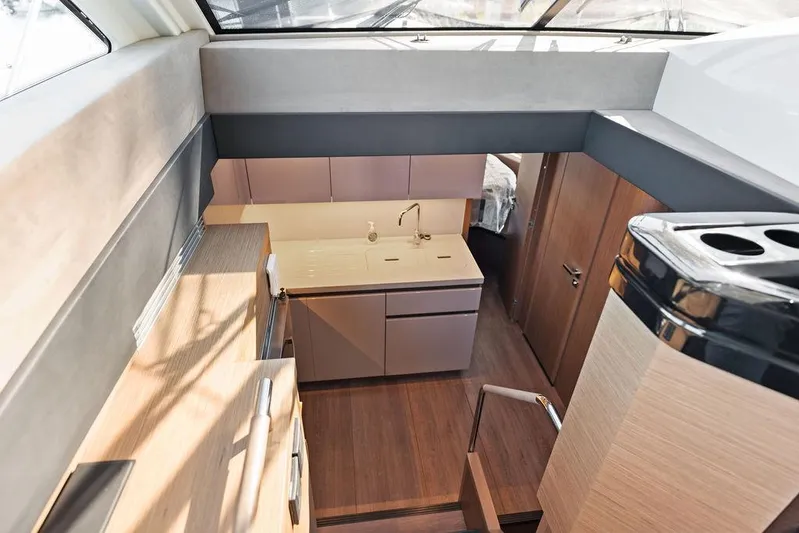 Lots And Lots Yacht Photos Pics 