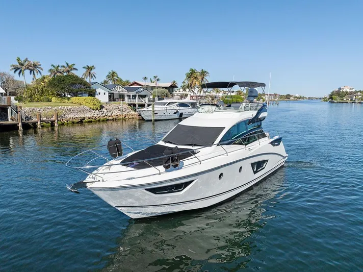 Lots And Lots Yacht Photos Pics 