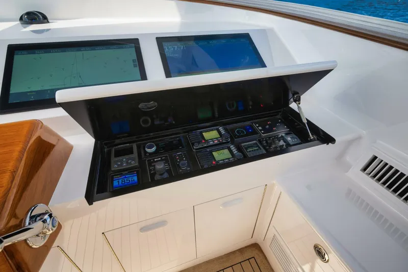 Deborah Ann Yacht Photos Pics 