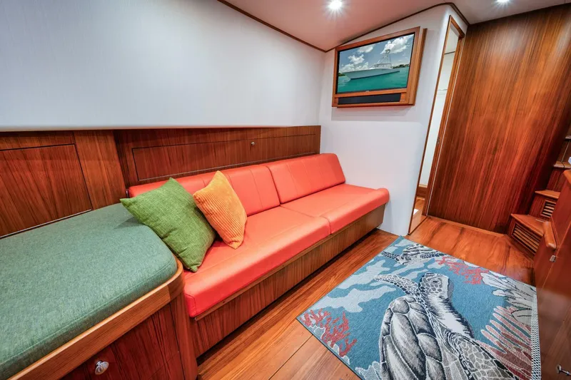 Deborah Ann Yacht Photos Pics 