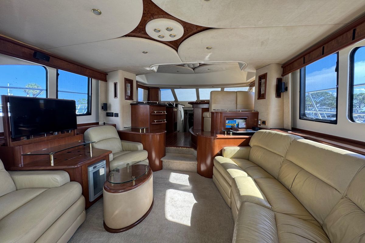 2009 Ovation 52 