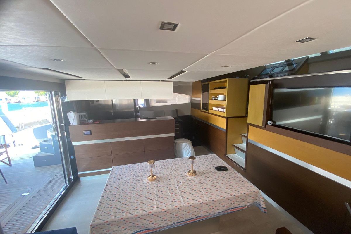 2012 Sunreef 62 