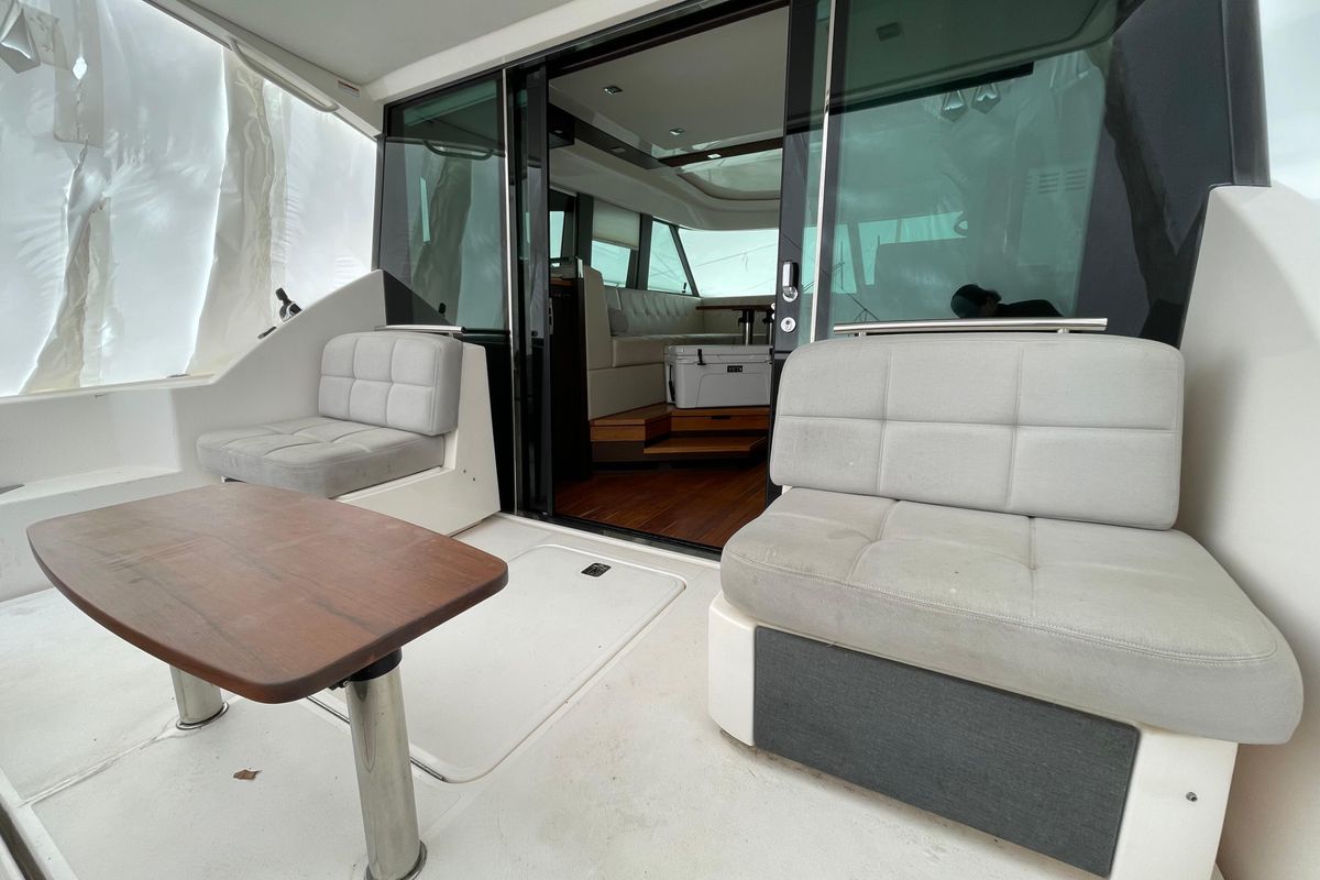 2016 Tiara Yachts 44 