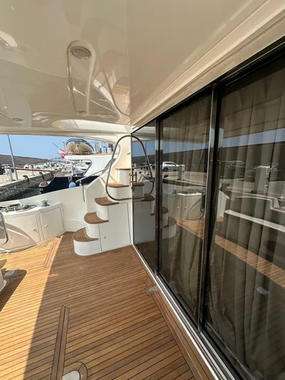 Azimut Benetti Fly 50 Yacht Photos Pics 