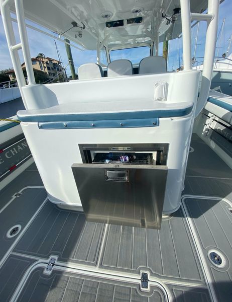 2019 Yellowfin 42 Center Console