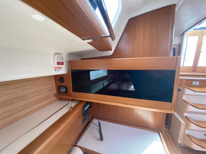 Catalina 425 In Stock Yacht Photos Pics 2024 Catalina 425 yacht interior with sleek wood finish and modern design.