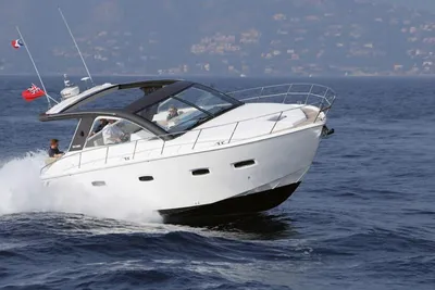 2011 Sealine SC35