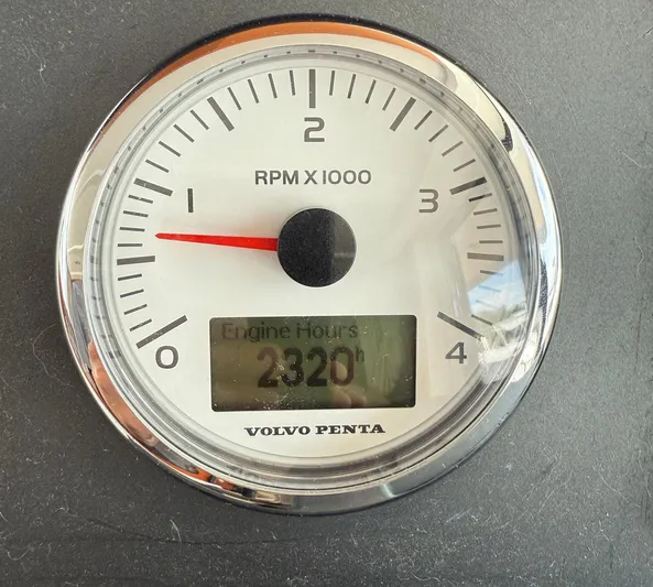 Wanderer Yacht Photos Pics Volvo Penta tachometer showing 2320 engine hours on Beneteau Swift Trawler 44, 2016 model.