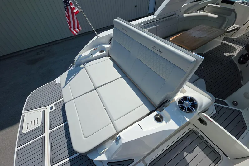  Yacht Photos Pics 2020 Sea Ray SLX 350 boat with luxurious seating and American flag.