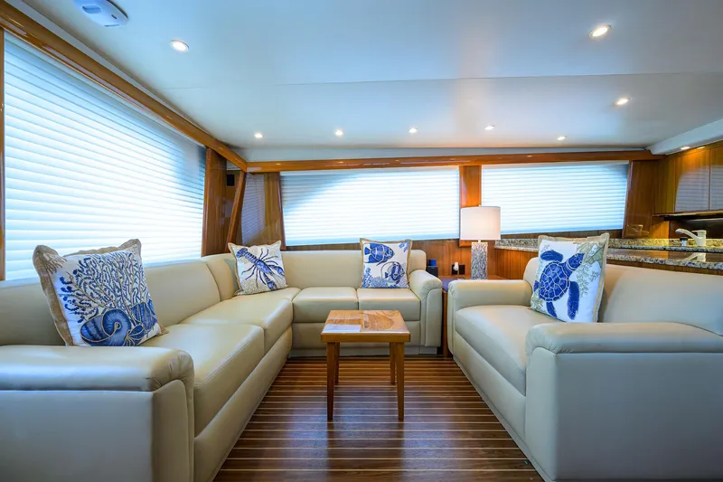 Bobkat Yacht Photos Pics Viking 61 Bobkat - Interior Salon