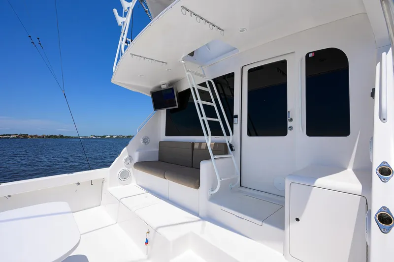 Bobkat Yacht Photos Pics Viking 61 Bobkat - Exterior Cockpit