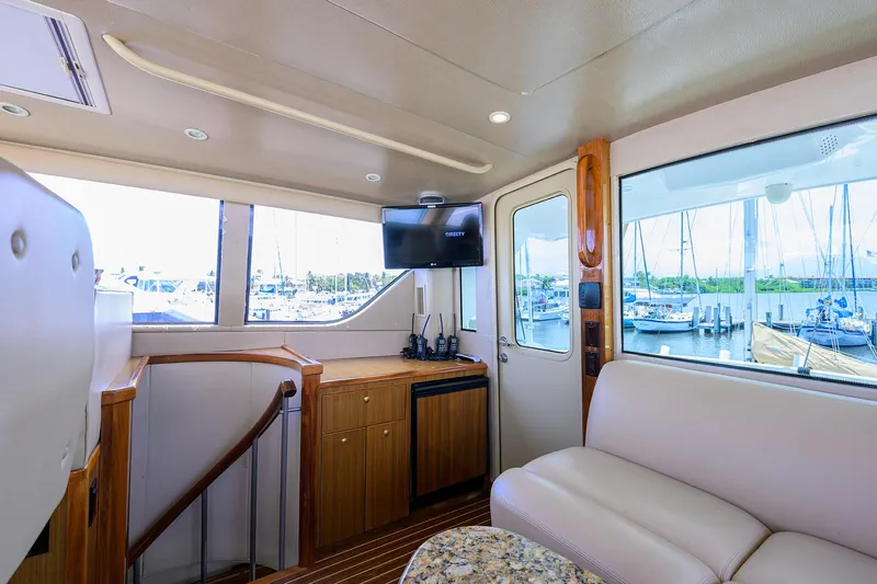 Bobkat Yacht Photos Pics Viking 61 Bobkat - Enclosed Flybridge