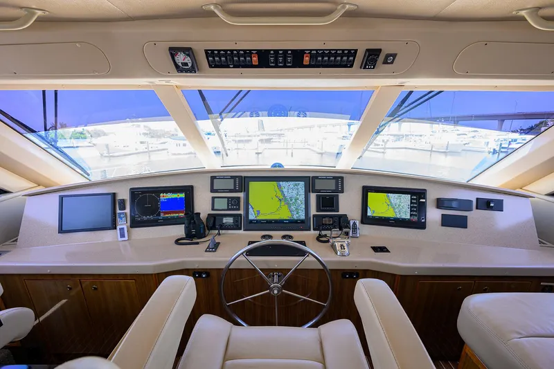 Bobkat Yacht Photos Pics Viking 61 Bobkat - Enclosed Flybridge