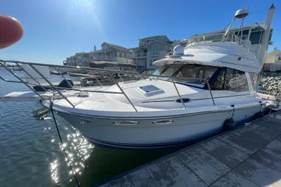 Cutwater Flybridge