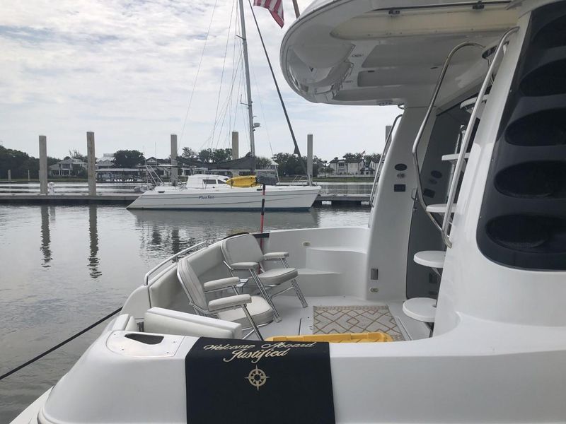 2001 Carver Voyager 530 Pilothouse