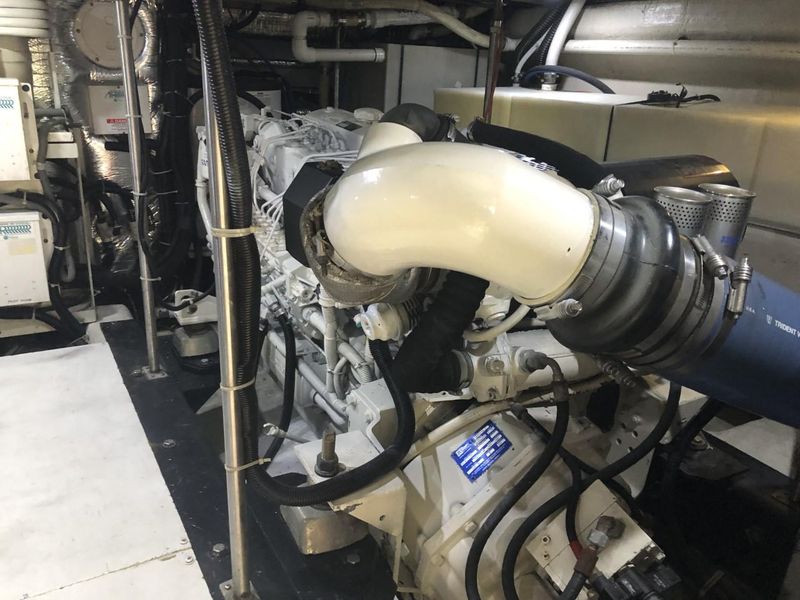 2001 Carver Voyager 530 Pilothouse