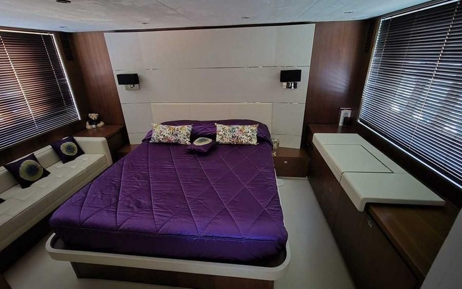 2010 Princess 63 