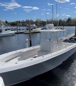 2015 35' Contender-35ST Barrington, RI, US