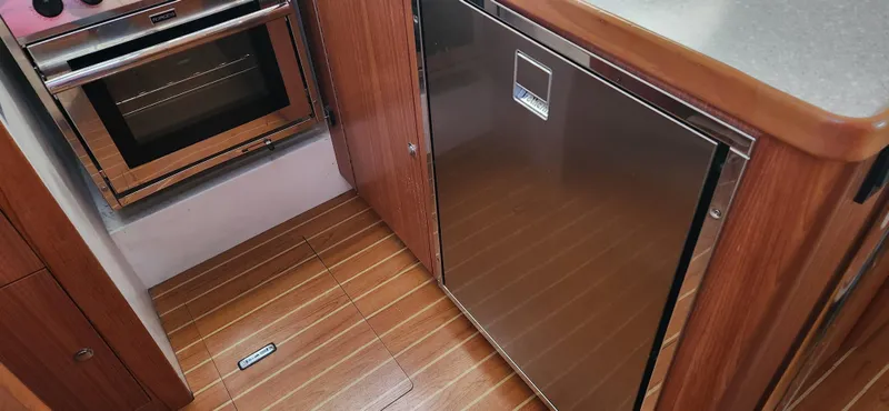 Chloe Brighid Yacht Photos Pics 